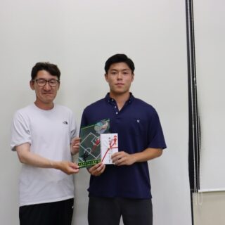 武瑠くん少年団コーチと共に